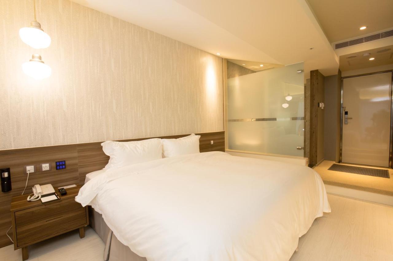 Walker Hotel. Ximen Tchaj-pej Exteriér fotografie